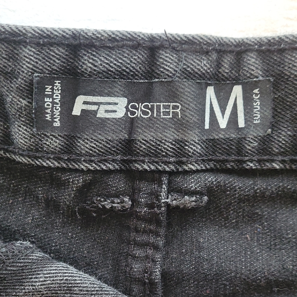 FB Sister Distressed Black Denim Shorts Size M - Picture 6 of 9